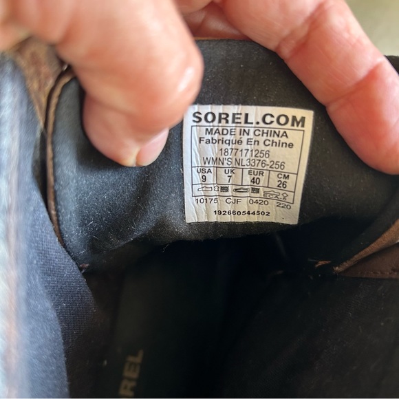 Sorel Joan of  Artic Booties - Picture 6 of 9